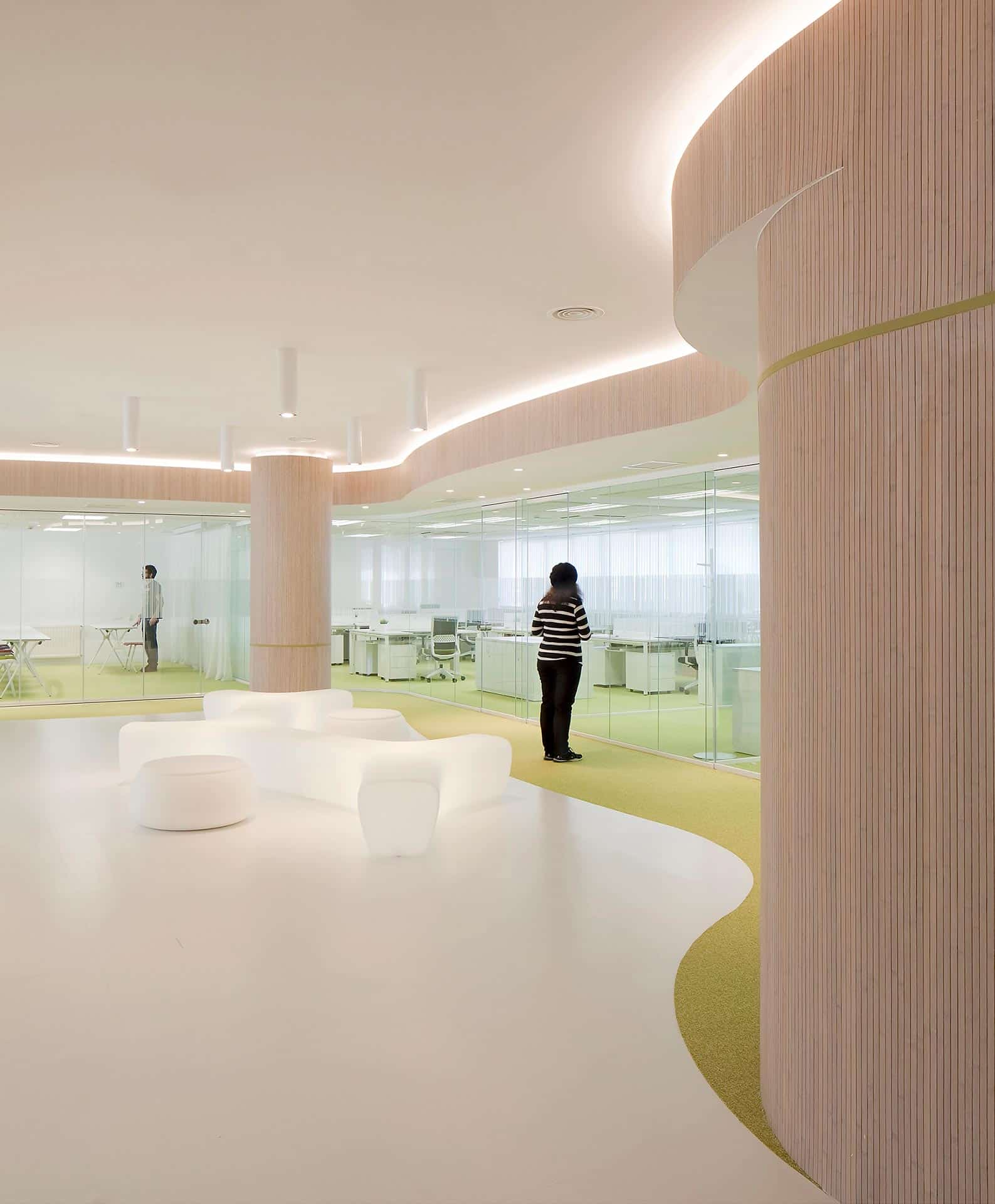 Modern office refurbishment of CISE designed by Moah Architects in Santander
